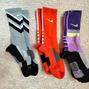 NIKE Hyper-Elite all 3 men’s socks gently loved
